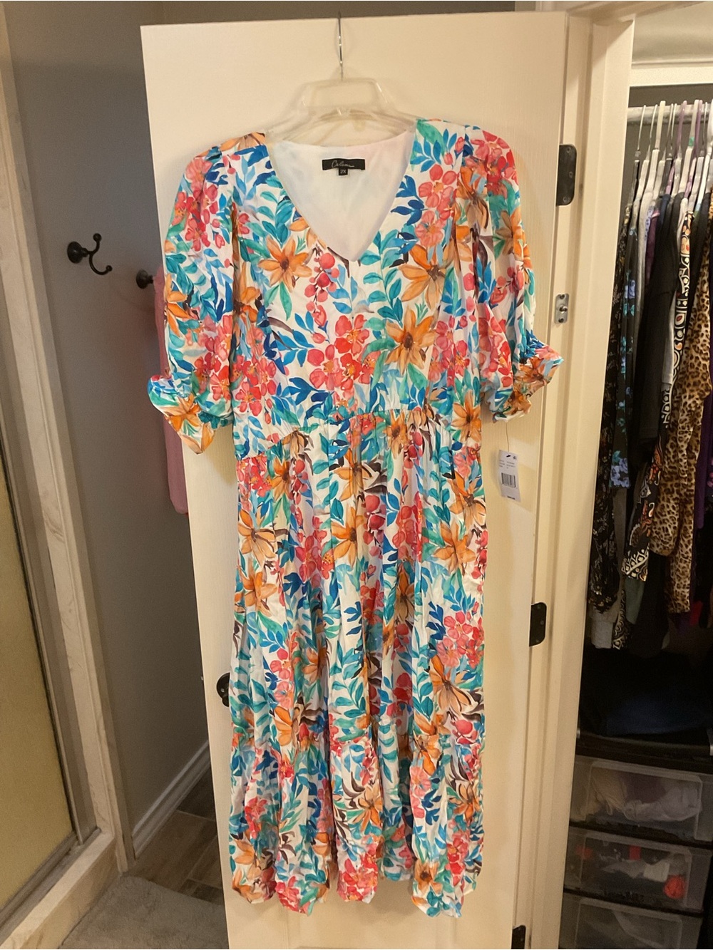 Calessa Plus Size Italian Floral Print V-Neck Tiered Pull- On Shift Dress